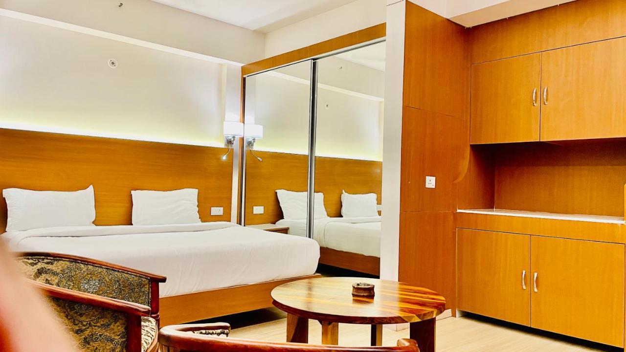 Neel Skye - Couple Friendly - Dlf My Pad, Gomtinagar , Lucknow Aparthotel Εξωτερικό φωτογραφία